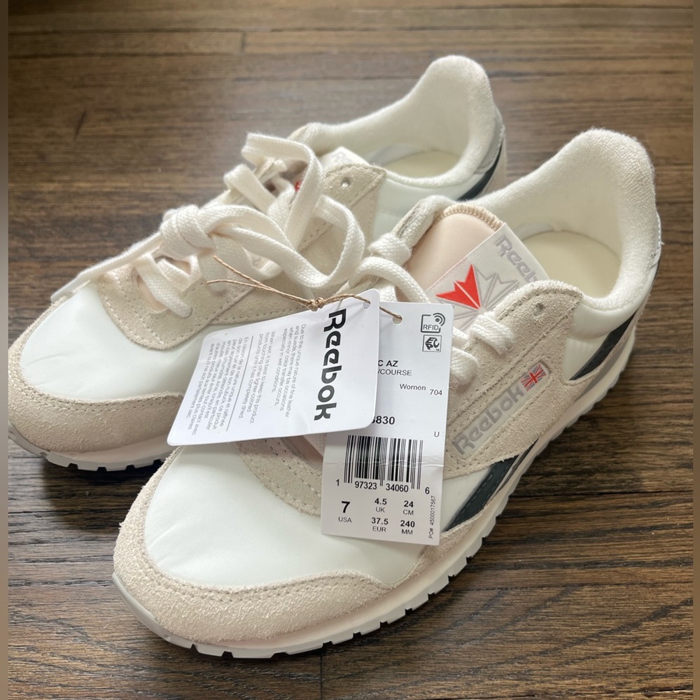 Rebook sneakers new with tags. 7